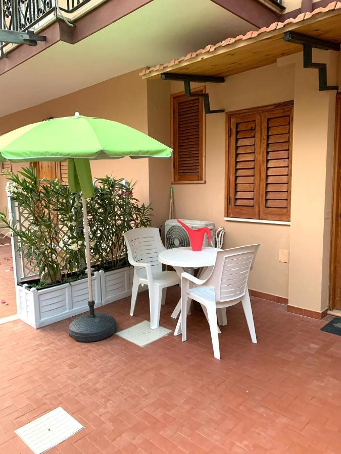 Elle Monolocale - Sperlonga 50 Mt Dalla Spiaggia Con Parcheggio ภายนอก รูปภาพ